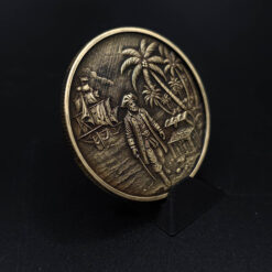 Alternative view of Captain's Pirate Treasure Medallion